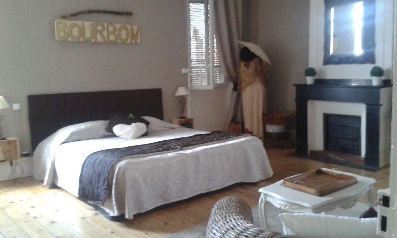 Vanille Bourbon Montauban Buitenkant foto